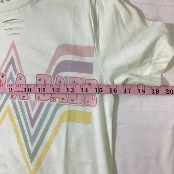 WHAT-A-BABE XS white distressed embellished cotton Short Sleeve Top T-Shirt B39 - Picture 4 of 5